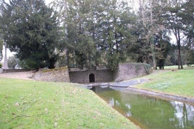 16 bedroom Castle For Sale: 49000 ANGERS - 2