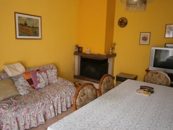 LOVELY TOWNHOUSE IN SULMONA - 2