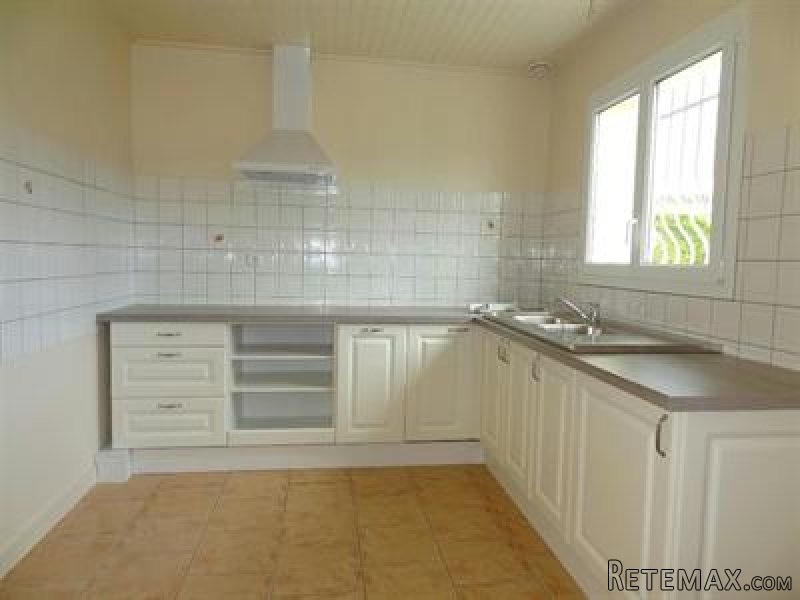 3 Bedrooms - House - Poitou-Charentes.. - 2