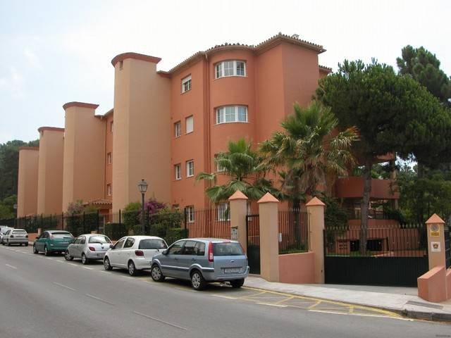 APARTMENT FOR SALE IN ELVIRIA - 2
