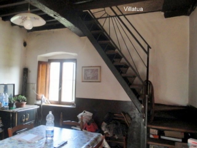 Country/farmhouse - For Sale - North of.. - 2