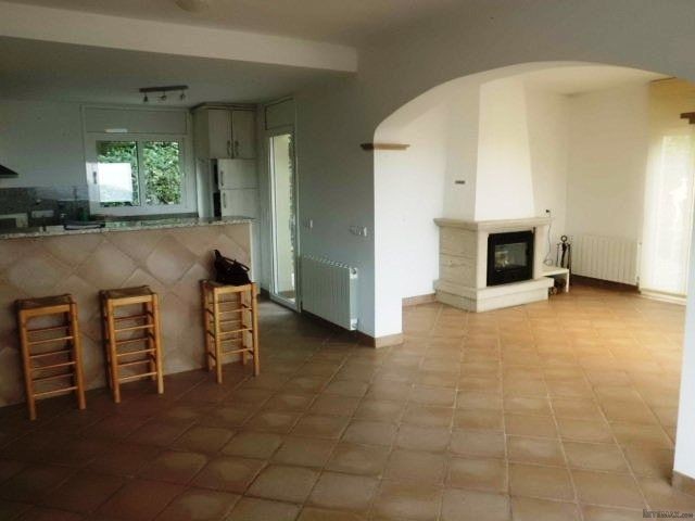 3 Bedrooms - Villa - Girona - For Sale