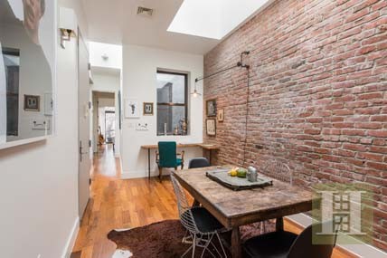 2 bedroom Apartment For Sale: 821.. - 2