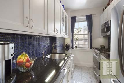 3 bedroom Apartment For Sale: 140.. - 2