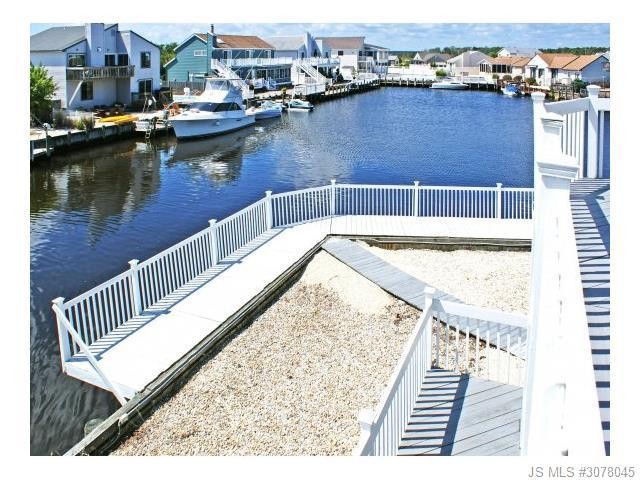 3 bedroom Flat For Sale: 108 Eliza Ln.. - 2