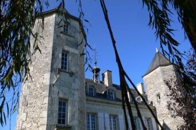 7 bedroom Manor House For Sale: 86100.. - 2