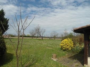 Situated Five Minutes Drive From.. - 2