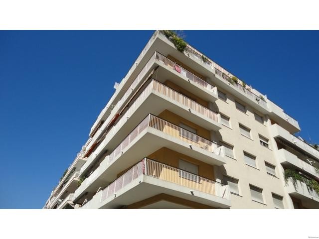 Spacious three bedroom apartment for.. - 2