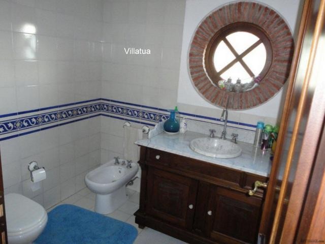 Country/farmhouse - For Sale - Hills.. - 2