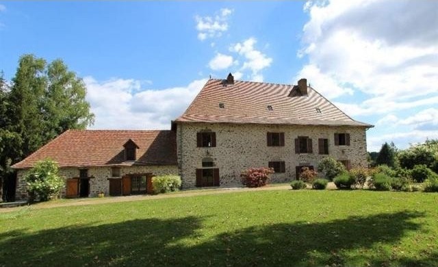 4 bedroom House For Sale: 19100 BRIVE..