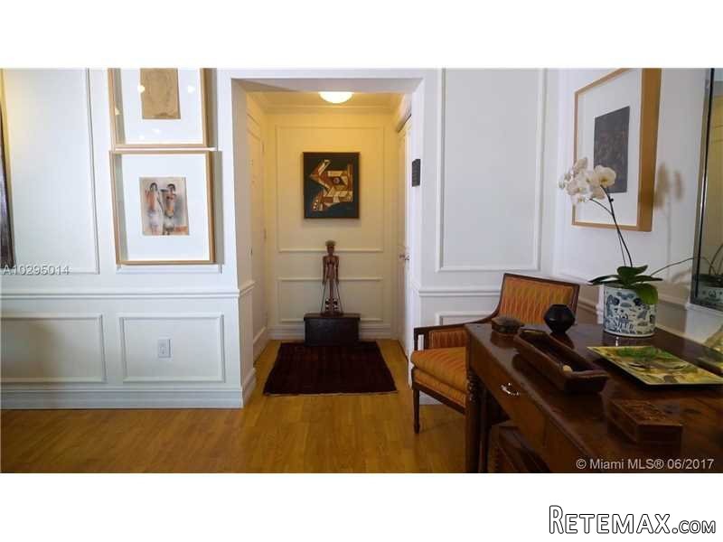 2 bedroom Flat For Sale: 77 Crandon.. - 2