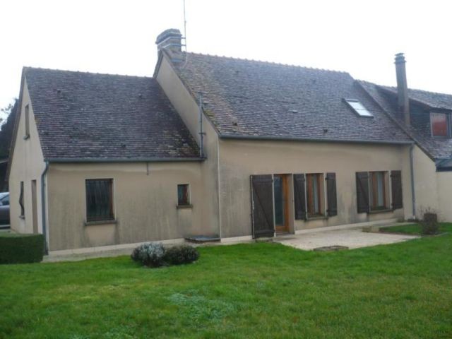 Renovated House with Garage with Loft