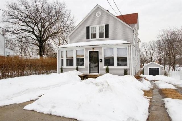 3 bedroom Residence For Sale: Port..