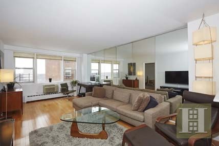 2 bedroom Apartment For Sale: 5900..