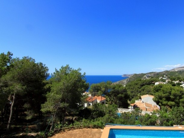3 Bed 3 Bath Villa Javea*