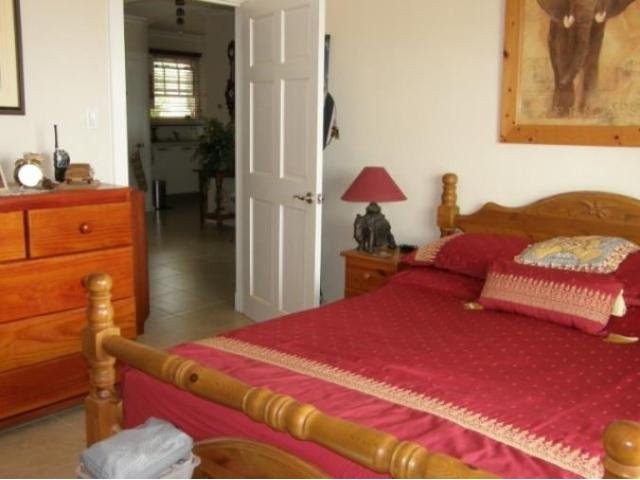 2 bedroom Property For Sale: Vuemont.. - 2