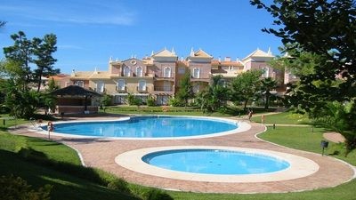 Town House - A holiday townhouse on..