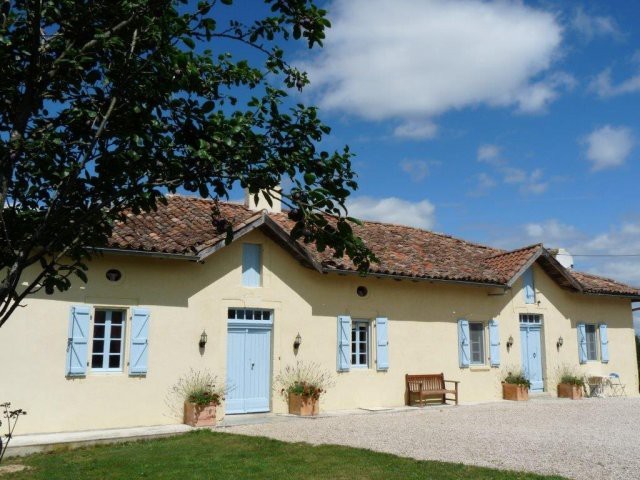 Belle Ferme Avec Gite Et Piscine Pres.. - 2