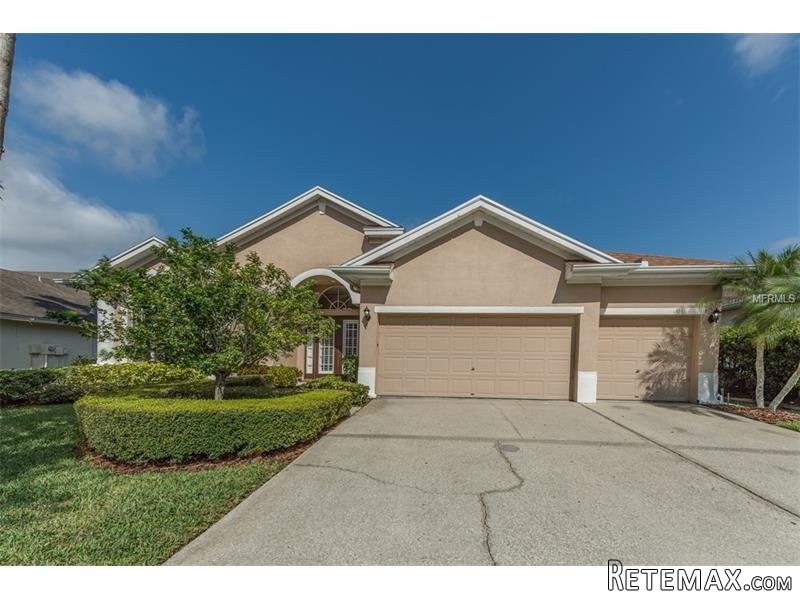4 bedroom Property For Sale: 10236..