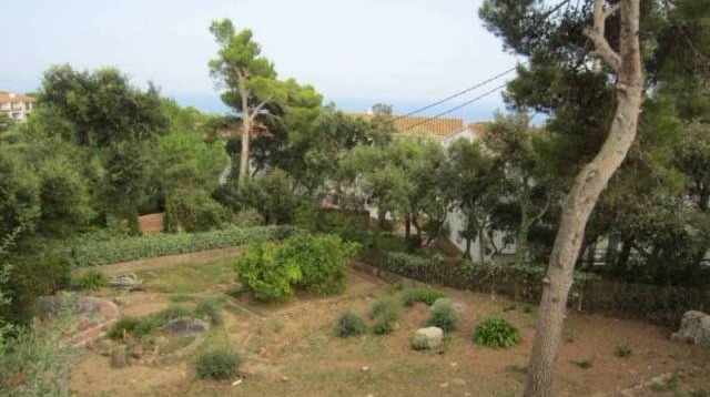 PLOT WITH VIEW TO THE SEA IN EL GOLFET..