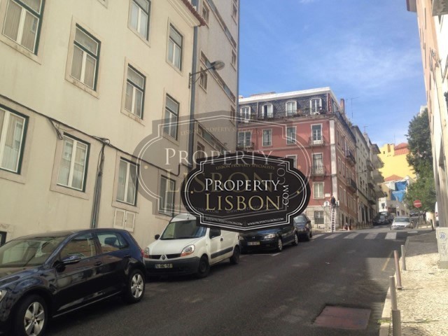 For refurbishment T3 Lisbon Apartment.. - 2