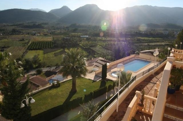 3 Bedrooms - Townhouse - Alicante - For..
