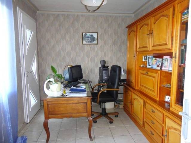 Beautiful Family Home, Nice Tidy House - 2