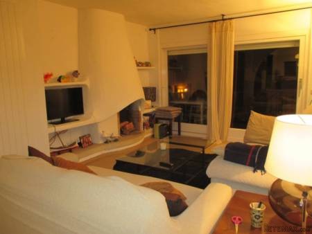SPACIOUS APARTMENT IN 2ND LINE IN.. - 2