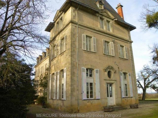 12 bedroom Castle For Sale: 12260.. - 2