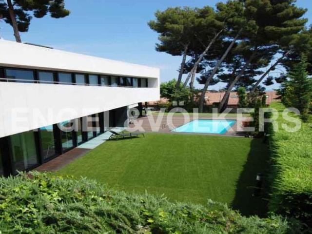 Fantastic and contemporary in the.. - 2