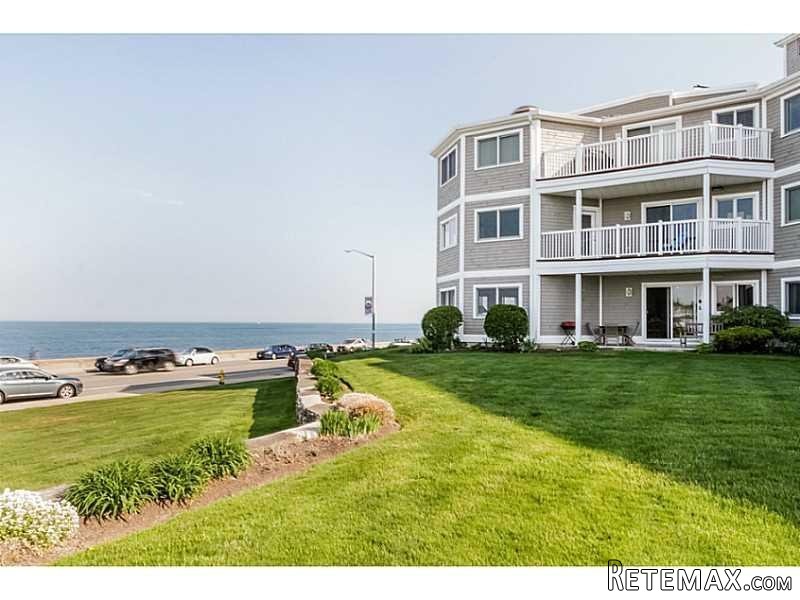 2 bedroom Flat For Sale: Rhode Island.. - 2