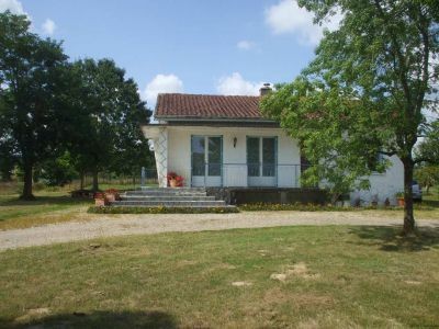 Neat Detached House, Nice Plot - 2
