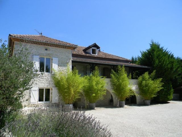 Characterful 7 Bedroom House