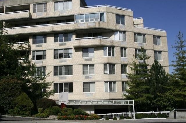 2 bedroom Condominium For Sale: New..