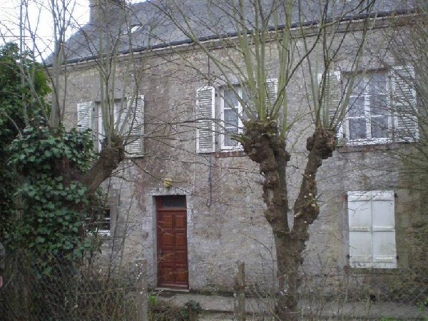 Nice Village House to Restore