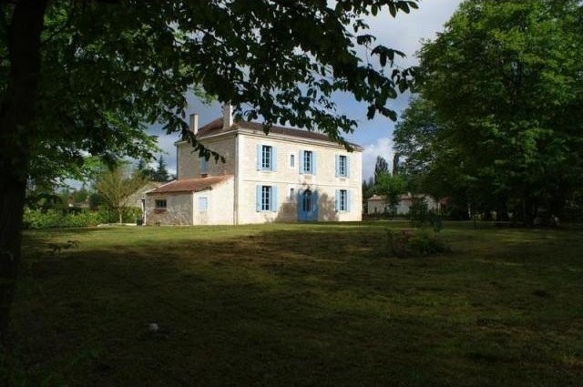 3 bedroom House For Sale: 33000 BORDEAUX - 2