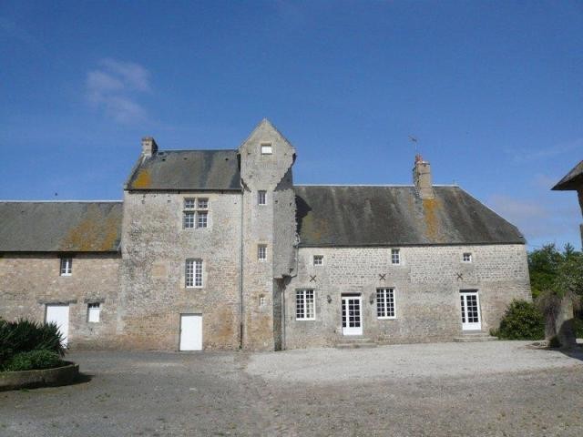 Chateau, Outbuildings, 8 Hectares - 2
