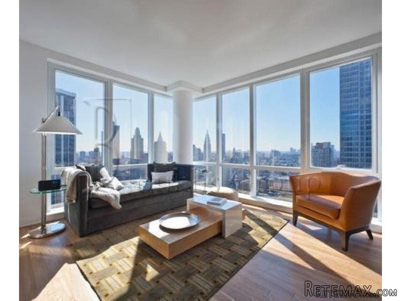 Corner Home==split 3 Beds==lux.. - 2