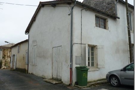 Stone House For Sale St Jean D Angely - 2
