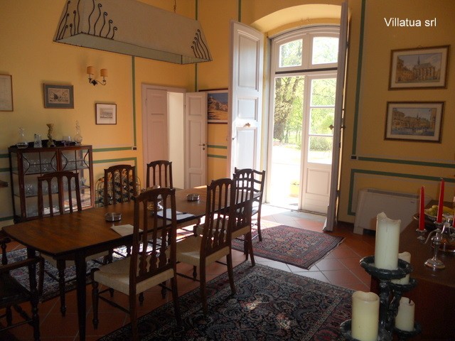 Country/farmhouse - For Sale - South of.. - 2