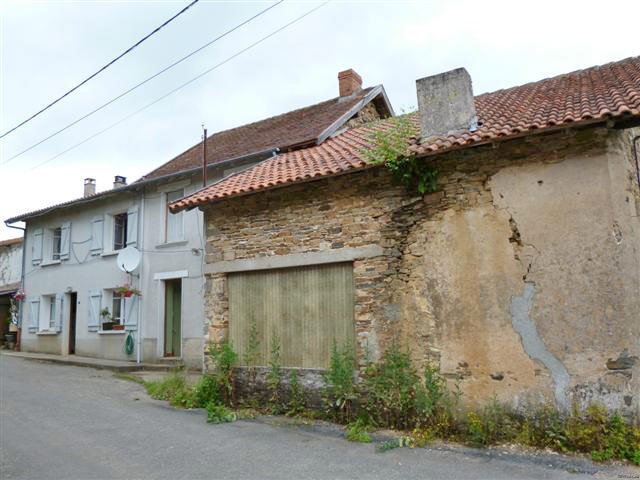 4 Bedroom Village House, Two Barns.. - 2