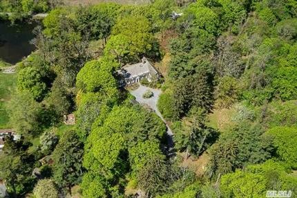 448 West Neck Rd Lloyd Harbor, NY 11743