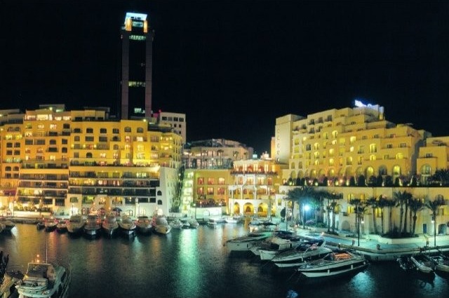 Sea Front Duplex Apartment Portomaso