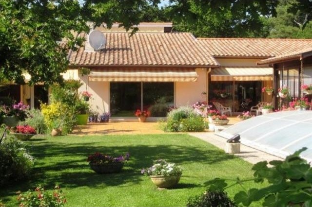 3 bedroom Villa For Sale: 33115 PYLA.. - 2