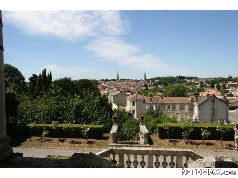 6 bedroom House For Sale: 85200.. - 2