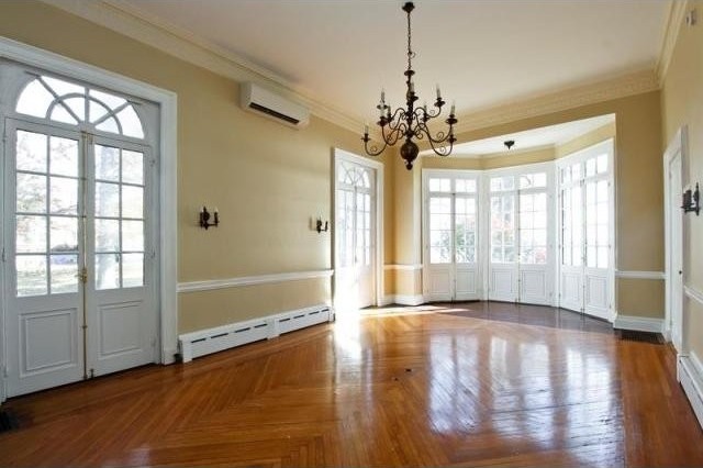 8 bedroom Residence For Sale: New.. - 2