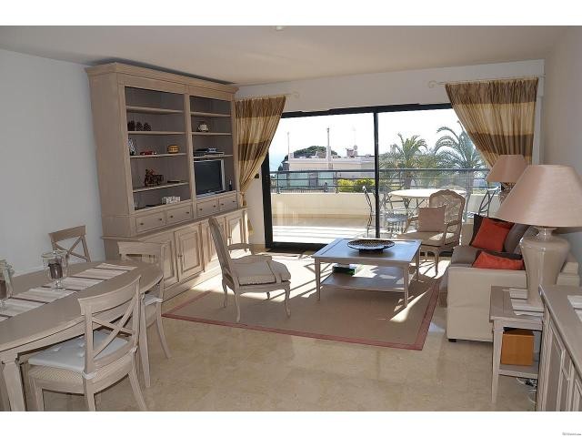 Luxurious apartment with beautiful view..