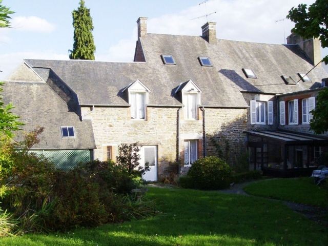 Saint James - House For Sale