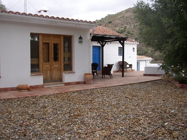 Villa - This charming country property..