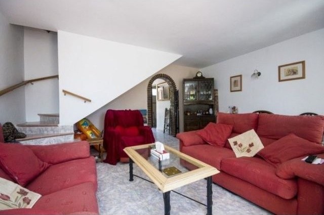 Town House - In a quiet residential.. - 2